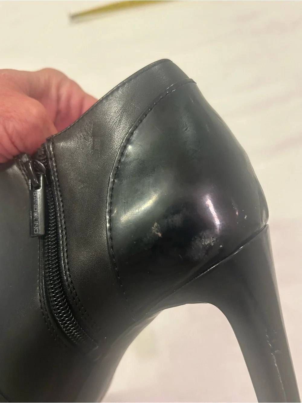 Bandolino B Flexible sleek black